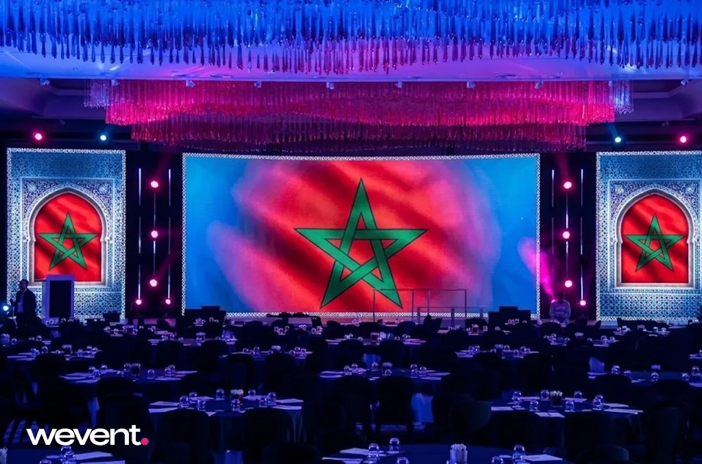 Scène avec écran LED géant pour événement officiel